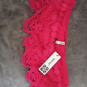 Leshop Fuchsia Lace Crop Top